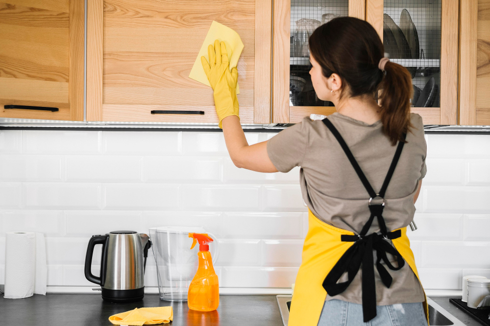 Kitchen Cleaning